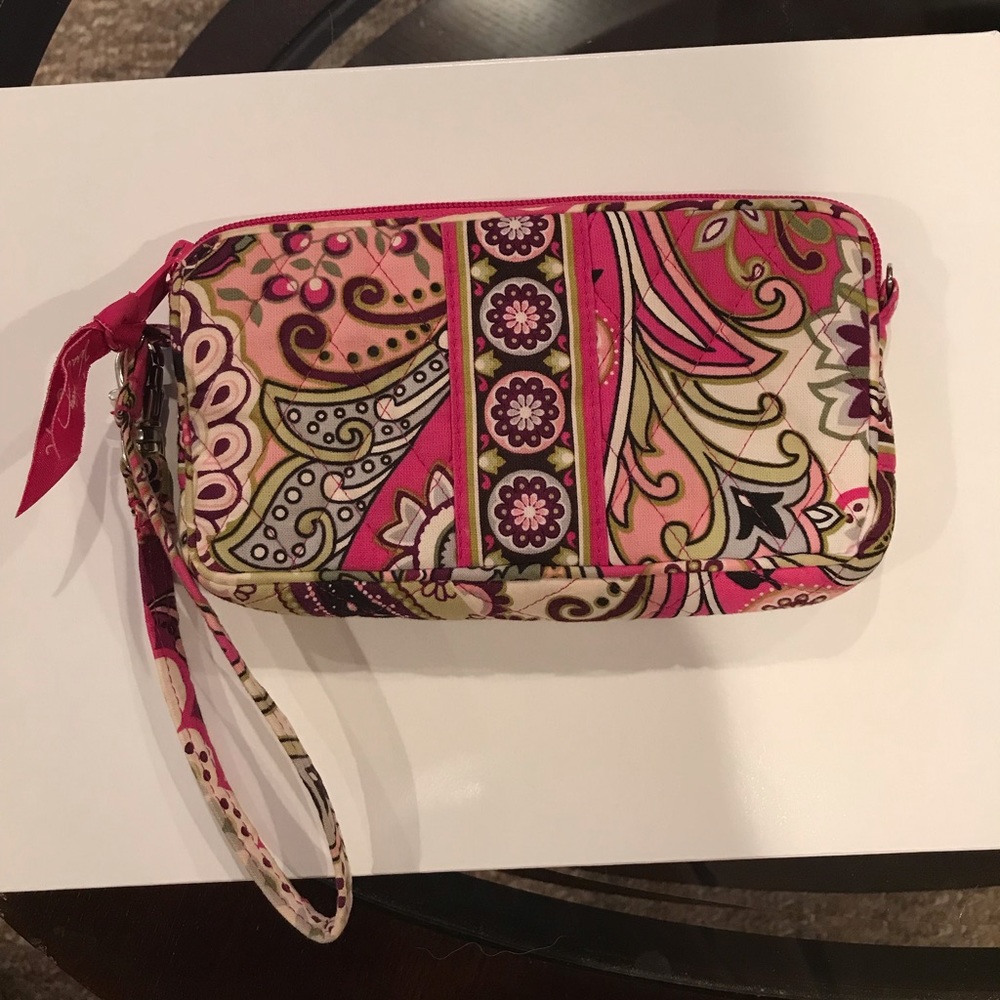 Retired pattern Vera Bradley wristlet